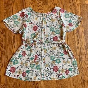 🤰🏽Very flattering, this is a must for spring!